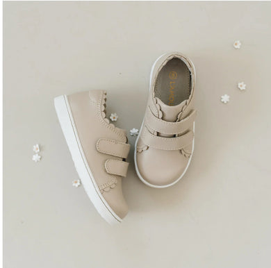 Lamour Caroline Scalloped Sneaker-Almond